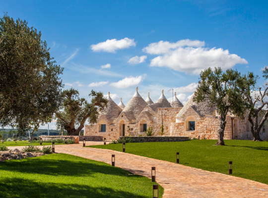A monument attraction with six steeples.