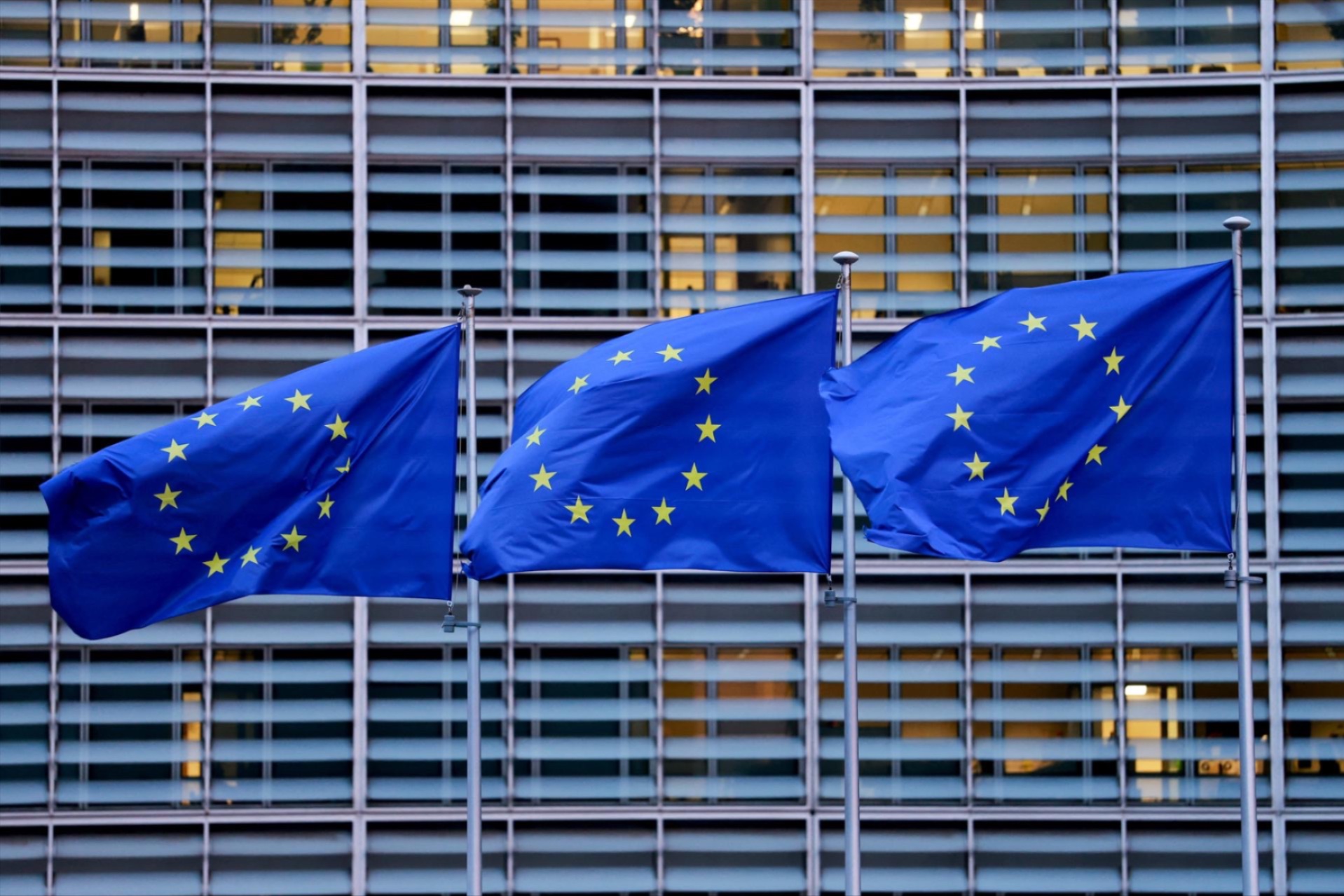  European Union flags flutter outside the EU Commission headquarters, on the day of a European Union leaders' summit in Brussels, Belgium, December 18, 2025. 