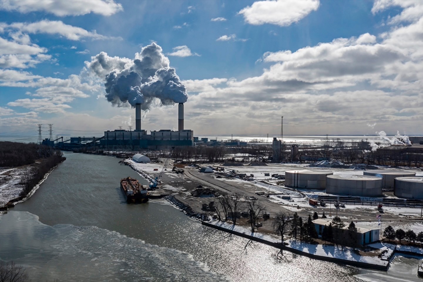 DTE’s Energy’s Monroe Power Plant on the shore of Lake Erie.