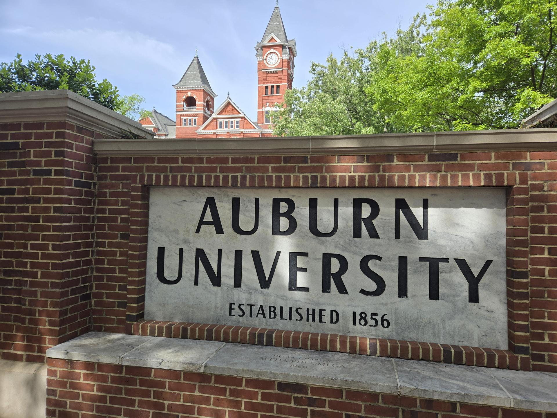 auburn sign