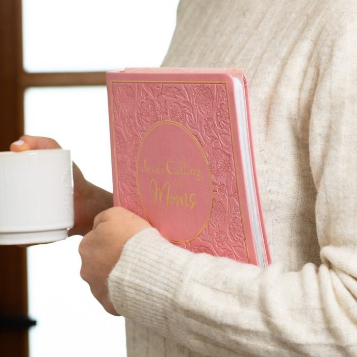Jesus Calling for Moms, Pink Leathersoft
