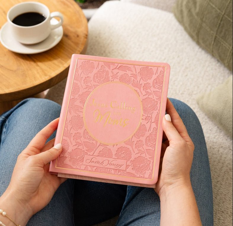 Jesus Calling for Moms, Pink Leathersoft