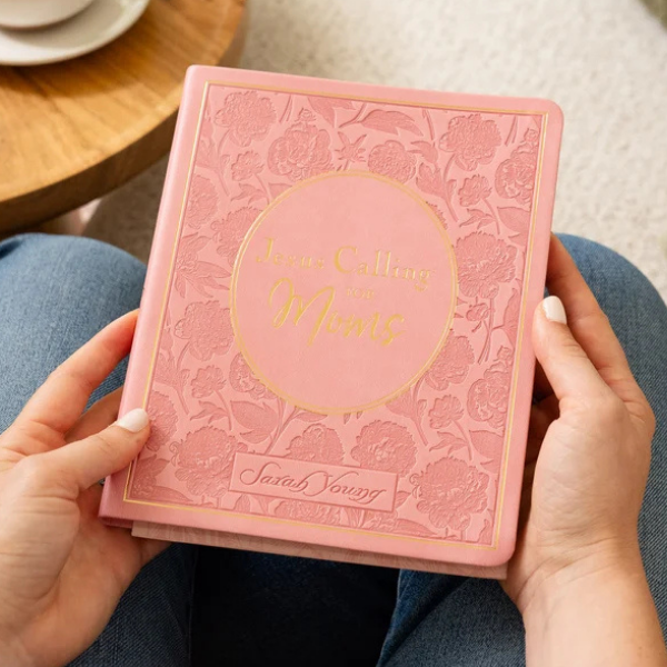 Jesus Calling for Moms, Pink Leathersoft