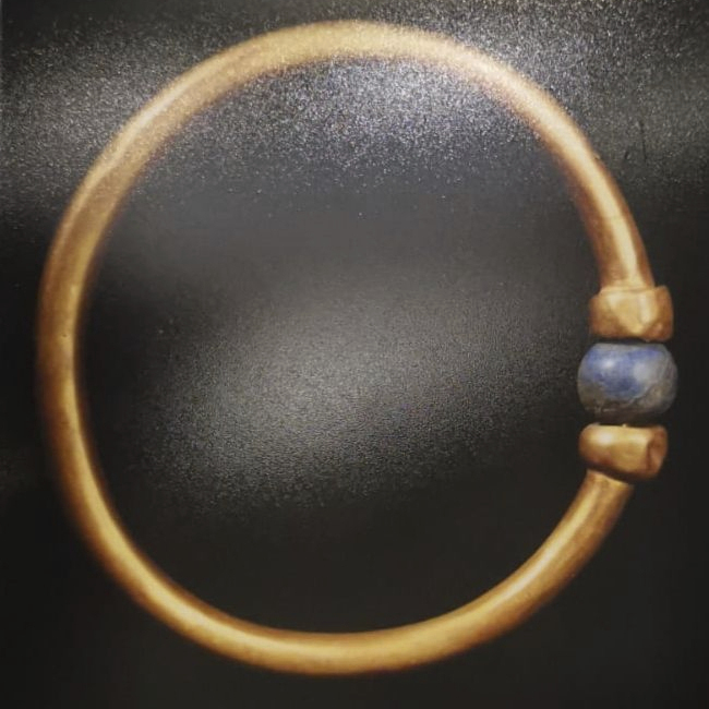 This undated photo shows a 3,000-year-old bracelet that belonged to an ancient pharaoh, which was stolen from Cairo's famed Egyptian Museum and then melted down for gold. (Egypt's Ministry of Tourism and Antiquities via AP)