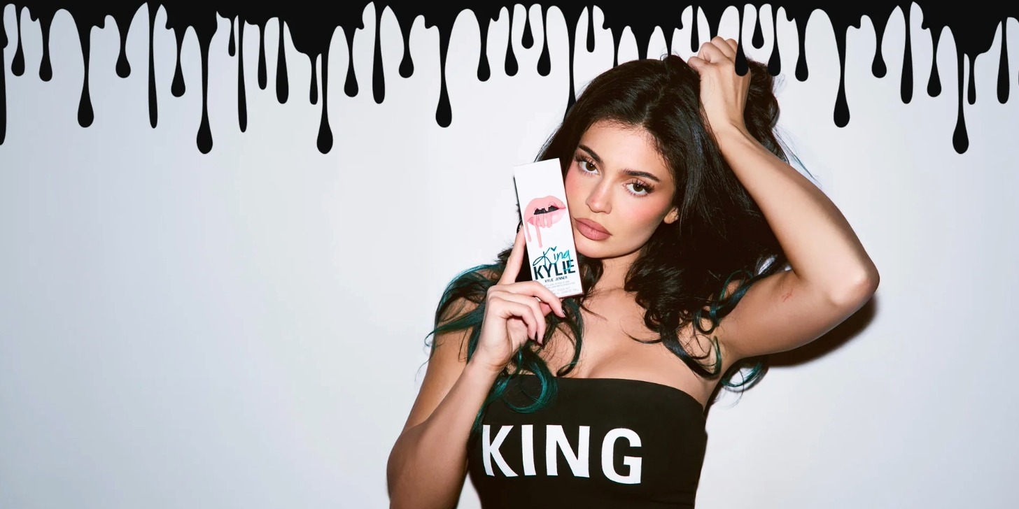 Kylie Jenner posing with her King Kylie lip kit.