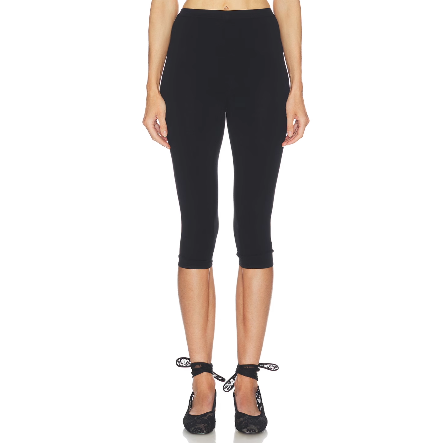 Helsa Beckette Knit Capri in Black