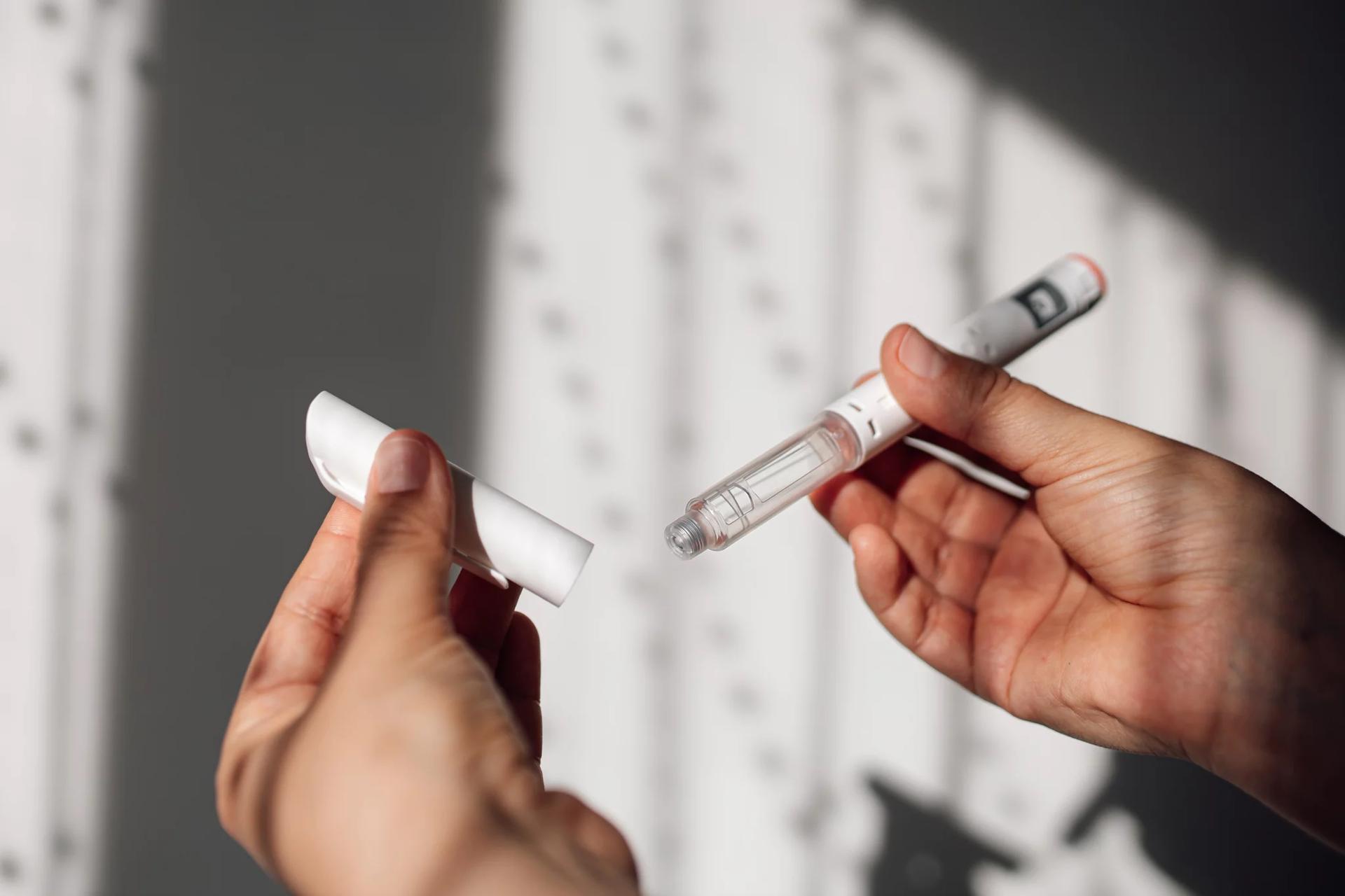 Image of a GLP-1 needle