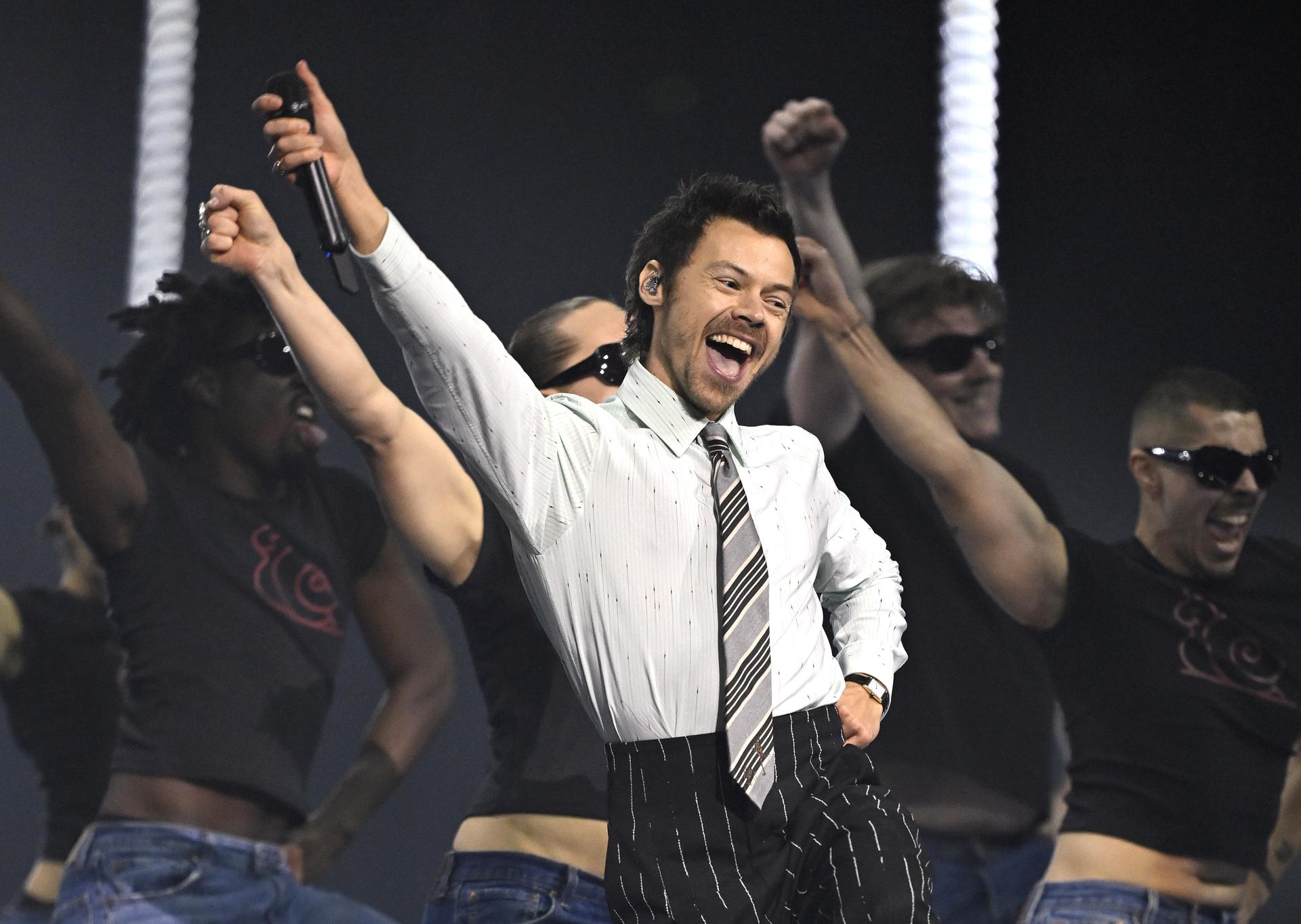 JoJo Siwa smiling at the camera