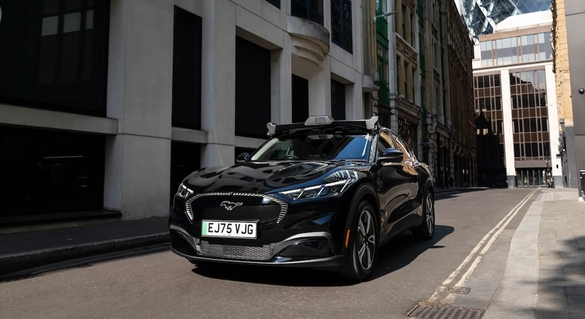 Uber, Wayve Launch London's First Robotaxi Service