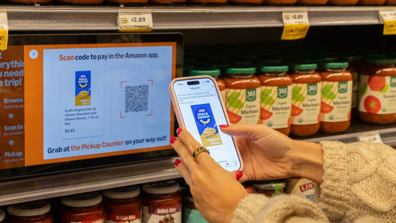 Amazon Hides Robots in Whole Foods for One-Stop Grocery Amazon Hides Robots in Whole Foods for One-Stop Grocery