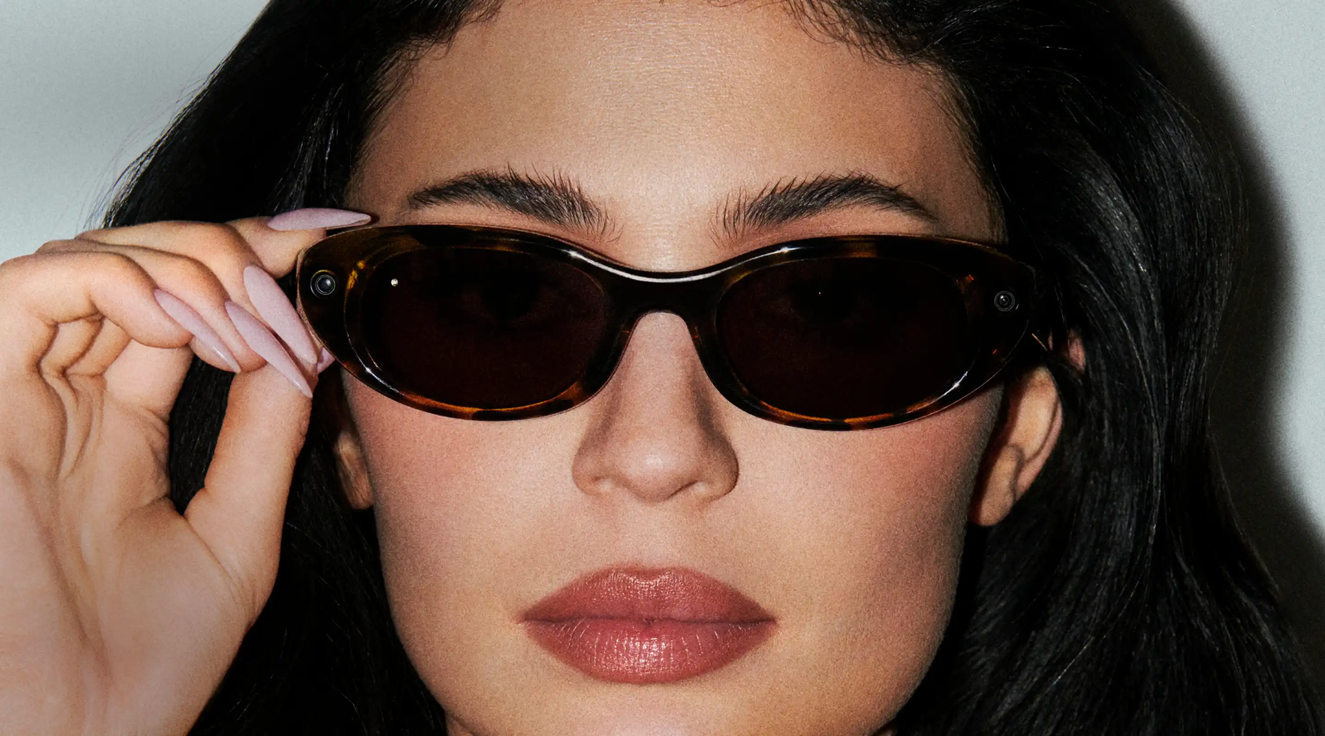 Meta's 'Super Sensing' Glasses Never Blink