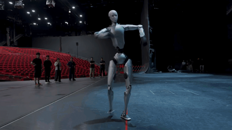 Unitree's H2 Robot Shines as Russia's AIdol Face-Plants
