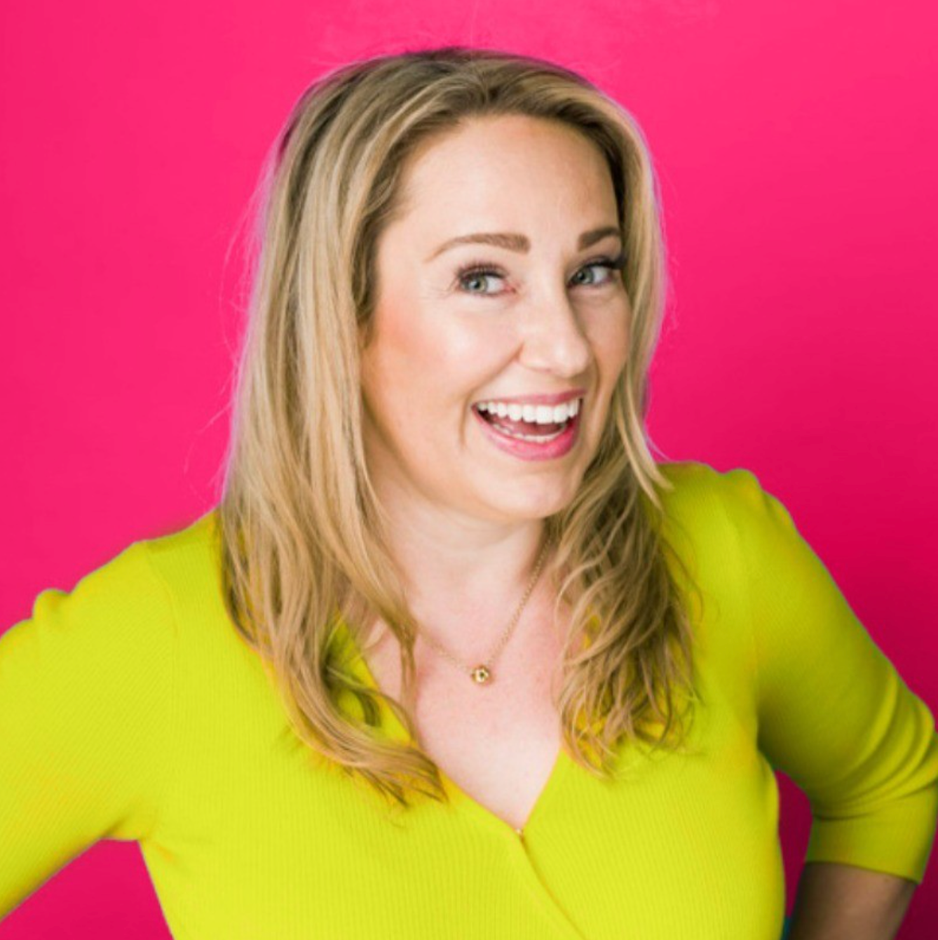 Headshot of Leslie Venetz, B2B Expert and Founder at The Sales-Led GTM Agency.